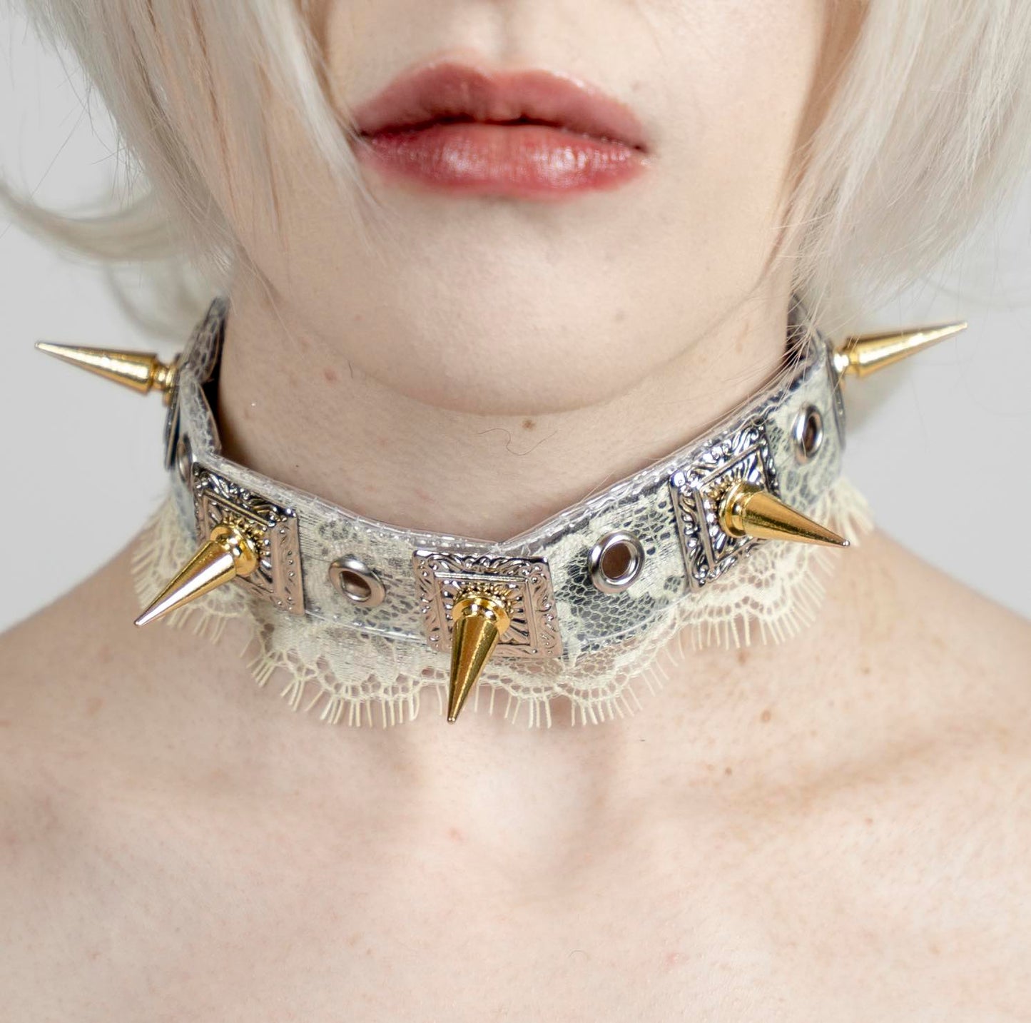 The Maiden Chocker